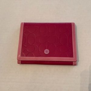 New Coach Fuchsia Brag Book Photo Album